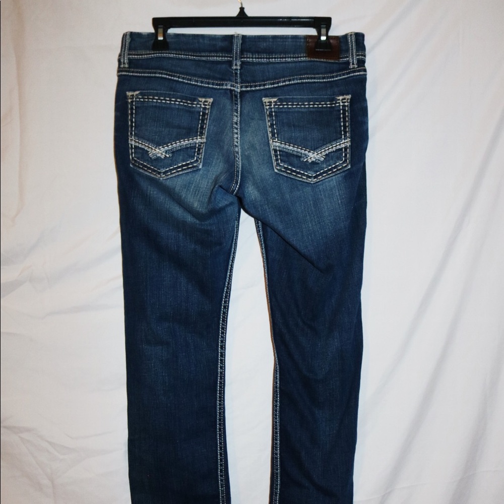 Buckle jeans